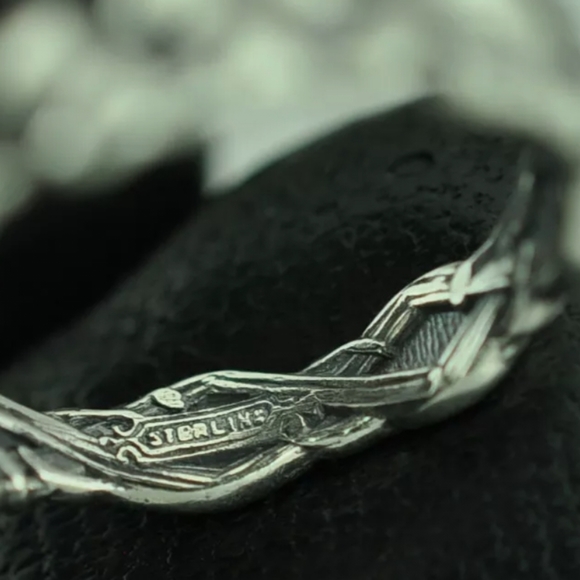 Grape Vine Sterling Silver Spoon Ring. Handcrafted. Sizeable #1123 - Picture 4 of 7